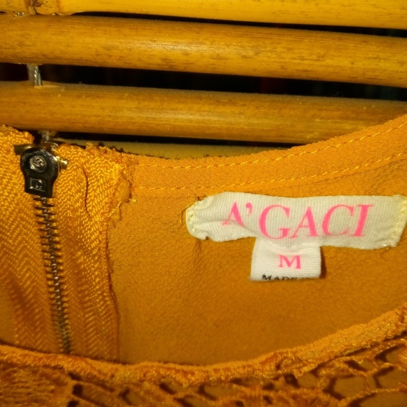 A'GACI M Gold Crochet Yoke Top - Picture 3 of 3